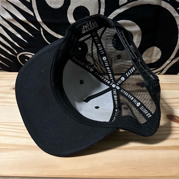 Mad Huey’s Anchor Black Mesh Snap Back Hat - Picture 3 of 3